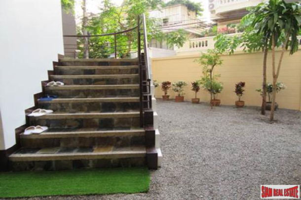 Large Four Storey House Suitable for Living and Office Space in Phrom Phong-7