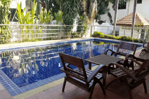Large beautiful pool villa with 5 bedroom for rent - Nong krabok-7