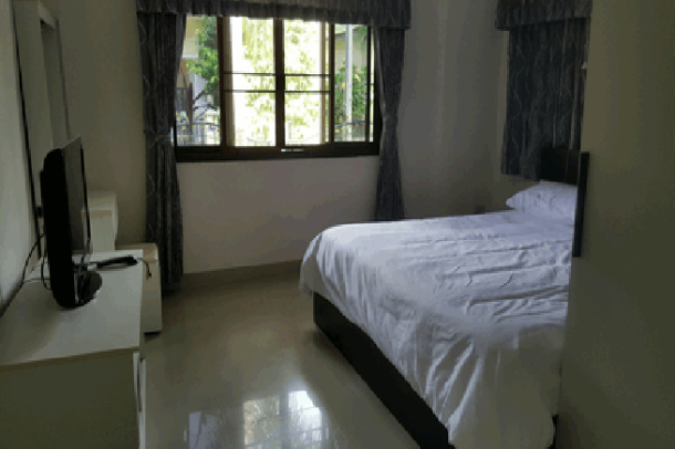 Nice 3 bedroom house at the East Pattaya for sale - Nong Plalai-2