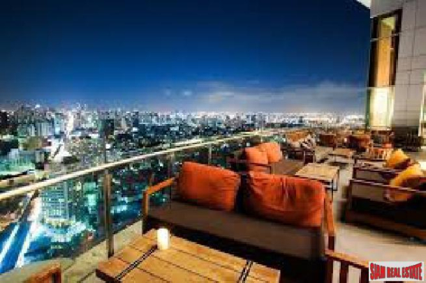 Sky Walk Condo | Large Quality Studio Condo - Unblocked Views on High Floor & Close to BTS Phra Khanong.-12