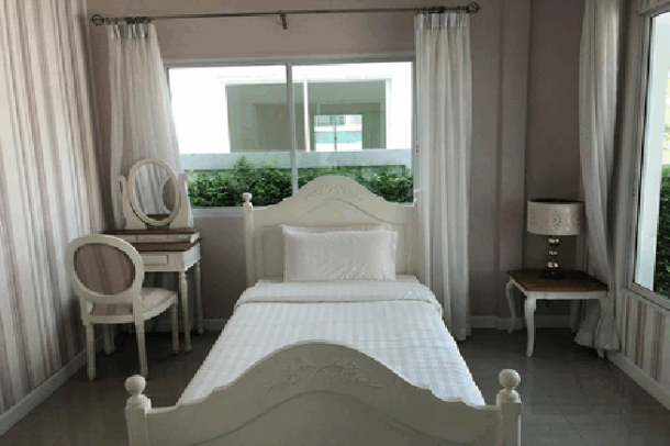 Stunning new modern house in the cozy area for sale - East Pattaya-6