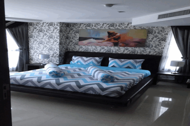 Large beautiful 2 bedroom condo at low rise development for sale -Phratamnak-18
