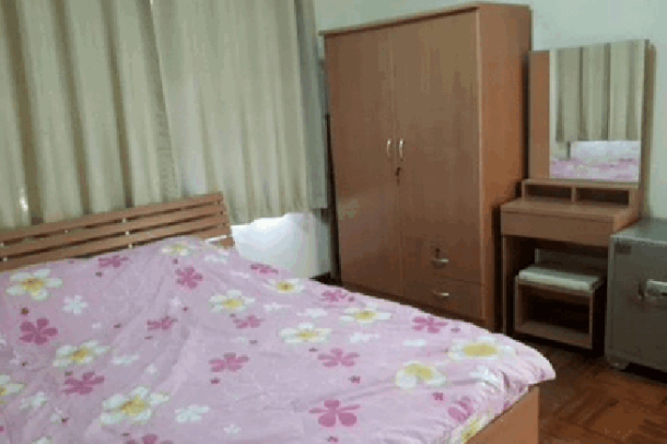 2 story 3 bedroom house in quiet areas for rent - East Pattaya-10