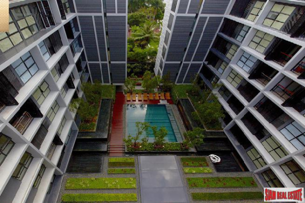 Watermark | Stunning Three-Bedroom Riverside Condominium for Sale  in Bangkok-27