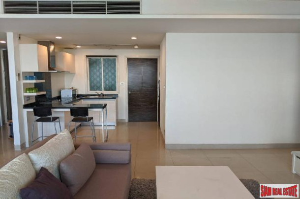 Watermark | Stunning Three-Bedroom Riverside Condominium for Sale  in Bangkok-12