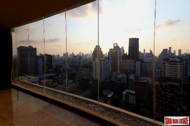 Unique 4 Bed Penthouse Condo with Private Pool and Panoramic Views at Asoke, Bangkok-11