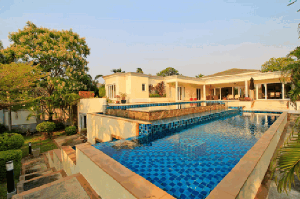 Beautiful pool villa house in a well maintenance development- Khaotalo-22