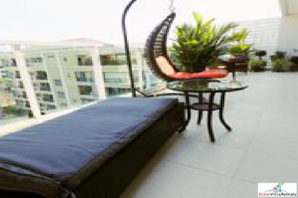 2 bedrooms condo with huge balcony at a convenience areas for rent - Phratamnak-11