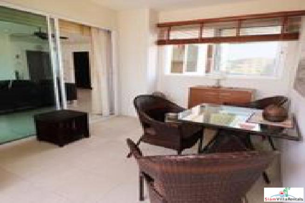 2 bedrooms condo with huge balcony at a convenience areas for rent - Phratamnak-13