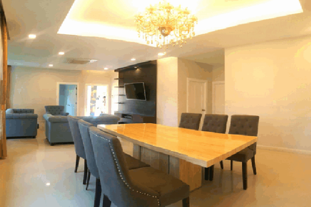Large 4 bedroom house with private swimming pool for rent- East Pattaya-2