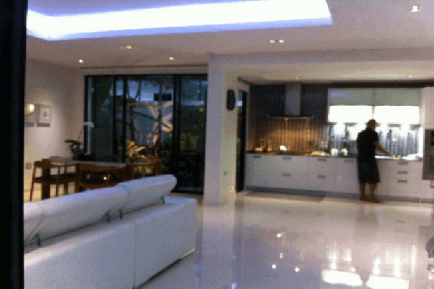 3 bedroom private luxury pool villa in a quiet areas for sale - East Pattaya-14