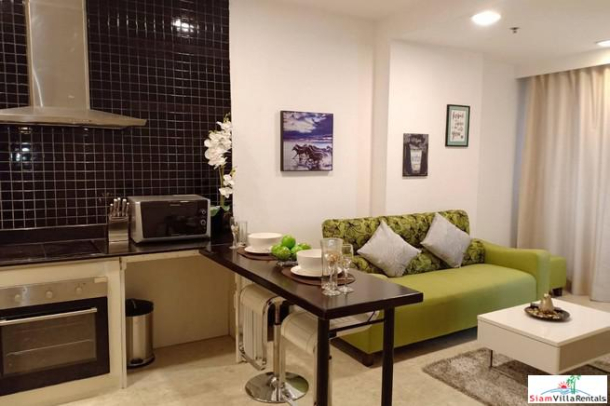 Nusasiri Grand Condo | Spacious Furnished Two Bedroom Condo for Rent Close to BTS Ekkamai-10
