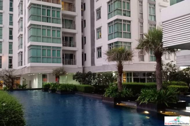Low rise condo in at convenience area up on the hill of Pattaya city - Phratamnak-21