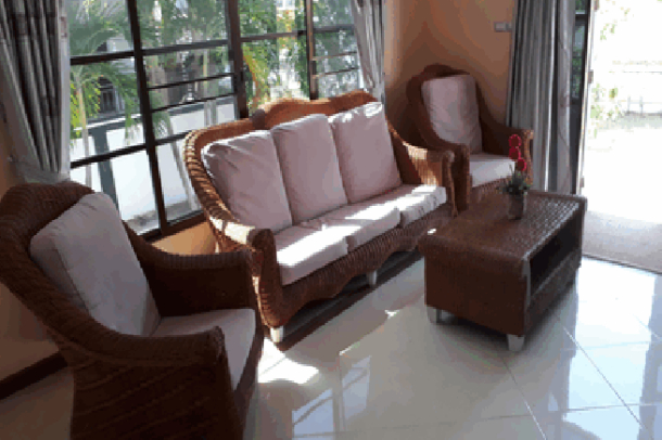 3 bedroom nice house in a quiet area for rent - East Pattaya-1