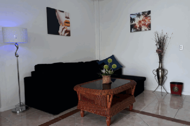 3 bedroom nice house in a quiet area for rent - East Pattaya-5