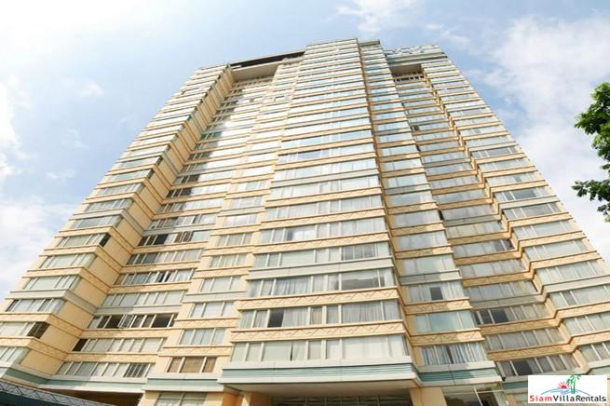 Hampton Thonglor | Three Bedroom for Rent with City Views in Thong Lo-1
