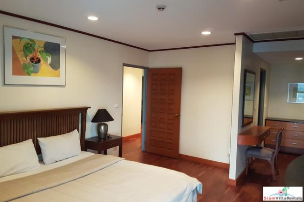 Baan Somthavil | Spacious Two Bedroom with Views of Lumpini Park and Royal Bangkok Sport Club in Ratchadamri-14
