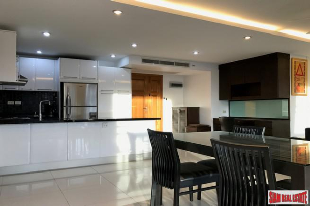 Large 2 bedrooms in the central of Pattaya for rent - Pattaya city-6