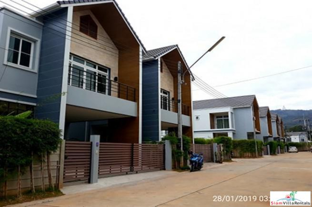Hideaway Valley | New Three Bedroom House with Private Swimming Pool near Chalong Circle-1