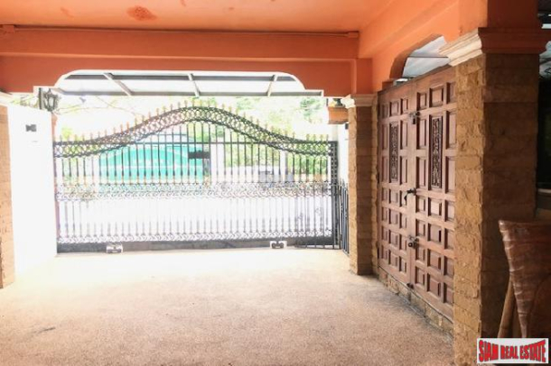 Three Bedroom Thai Contemporary Single Storey House for Sale in Nai Harn-20
