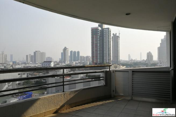 Baan Yen Akard | Spacious and Modern Three Bedroom Condo with City Views and Extras in Sathorn-28