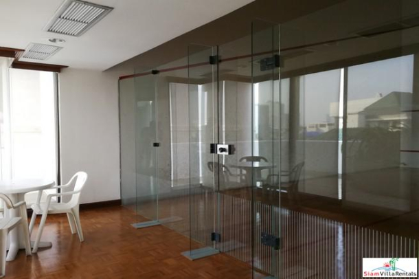 Baan Yen Akard | Spacious and Modern Three Bedroom Condo with City Views and Extras in Sathorn-3
