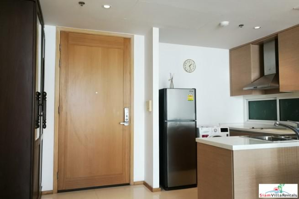 The Empire Place | Spacious One Bedroom Condo for Rent in Chong Nonsi-3