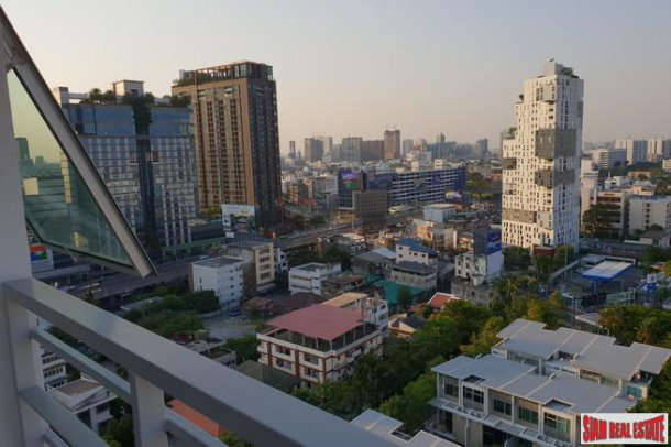 The Room Ratchada - Ladprao | Sunny Two Bedroom Condo with Incredible City Views in Lat Phrao-12