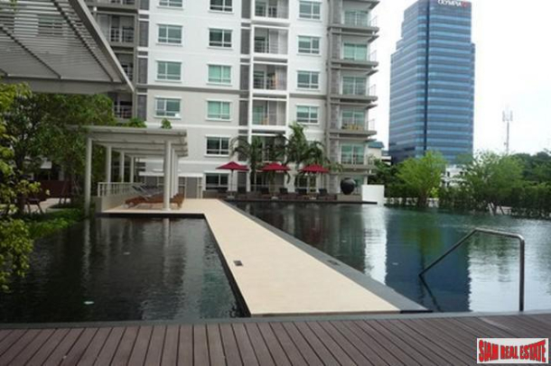 The Room Ratchada - Ladprao | Sunny Two Bedroom Condo with Incredible City Views in Lat Phrao-2