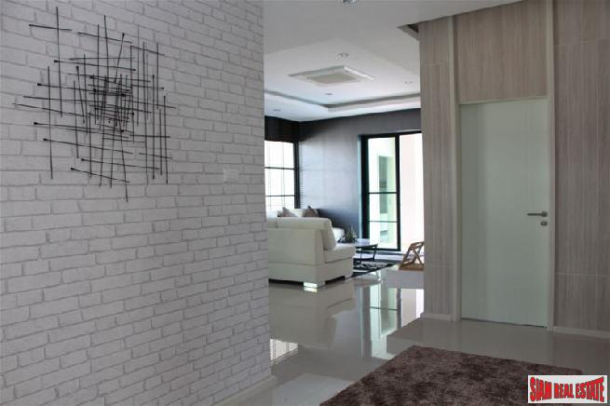 Modern new style house with private pool near silver lake for sale - Na jomtian-11