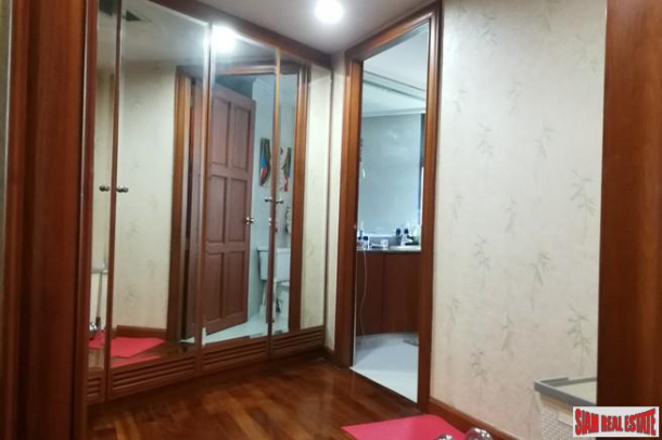 Baan Yen Akard Condominium | Extra Large Two Bedroom Corner Unit with City Views in Sathorn-14