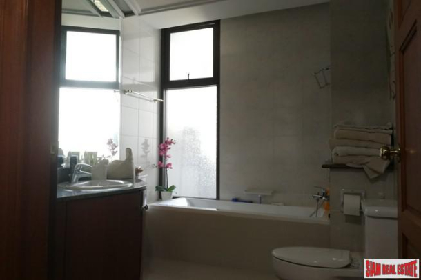 Baan Yen Akard Condominium | Extra Large Two Bedroom Corner Unit with City Views in Sathorn-15