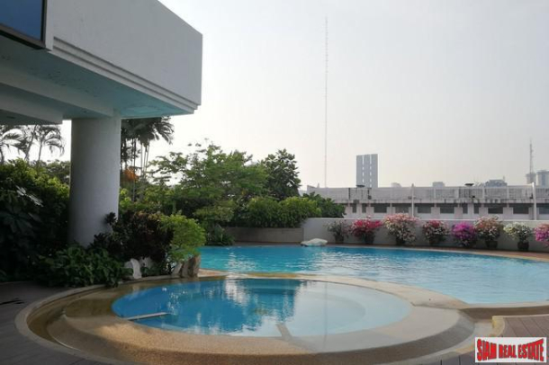 Baan Yen Akard Condominium | Extra Large Two Bedroom Corner Unit with City Views in Sathorn-24
