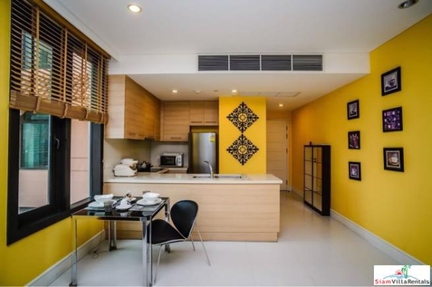 Aguston Sukhumvit 22 | Charming Deluxe Two Bedroom Condo with Extras and Pets Allowed in Phrom Phong-3