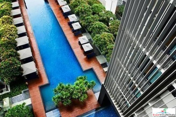 Na Vara Residence | Bright and Comfortable One Bedroom Pool View Condo in Chit Lom-28