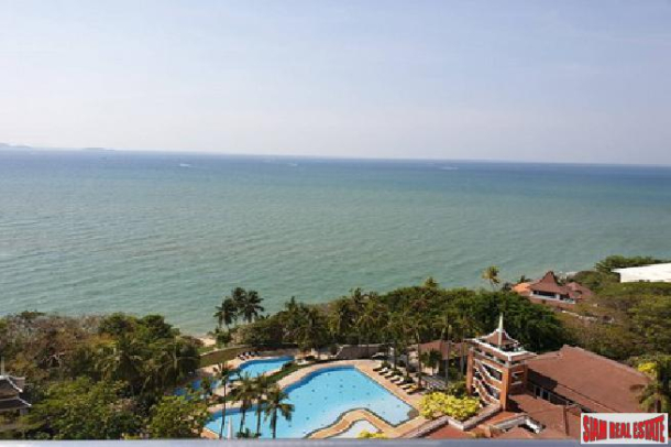 Condo beach front with 3 bedroom in a quiet area for sale - Phratamnak-13