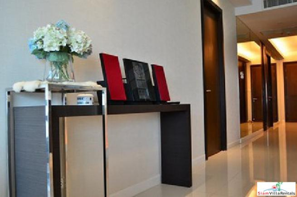 Veranda Residence | Comfortable One Bedroom Corner Condo in Rama 9 Low-rise-27