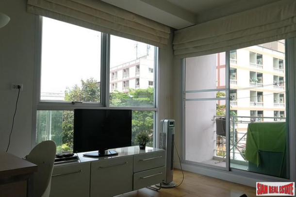 Veranda Residence | Comfortable One Bedroom Corner Condo in Rama 9 Low-rise-10
