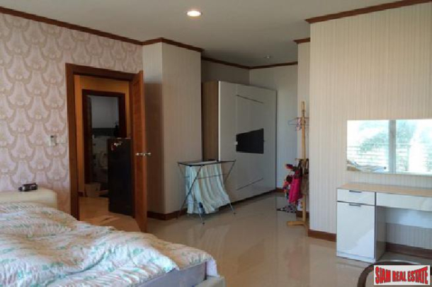 Low rise 1 big bedroom Condo near Jomtian beach for sale - Jomtian-3