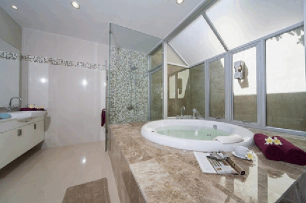 Beautiful 5 bedroom pool villa for rent -Na jomtien-7