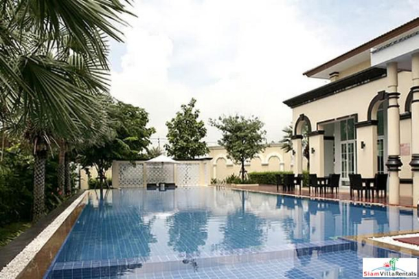 Beautiful Three Bedroom Estate Home for rent in Dok Mai, Bangkok-8