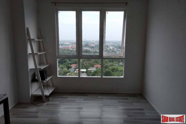 The Key Sathorn-Ratchapruek | Two Bedroom 17th Floor Condo with Green Views in Wutthakat-14