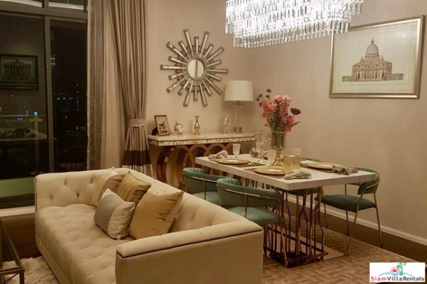 Diplomat 39 | Luxurious Three Bedroom Close to Everything in Phrom Phong-3