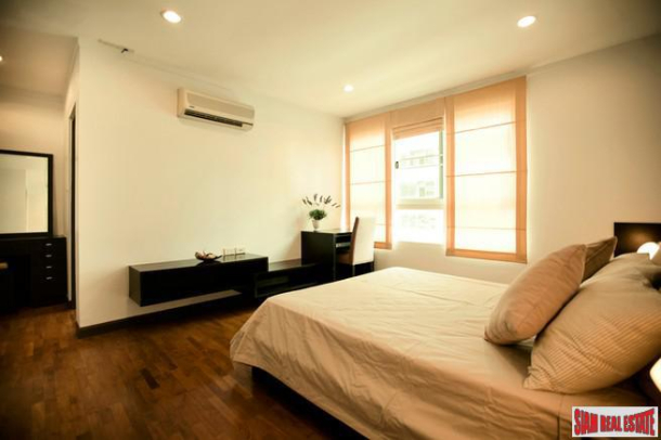 Baan Siri Sukhumvit 13 | Elegant Two Bedroom Condo Located in a Low-Rise Building with City Views Near BTS  Nana-5