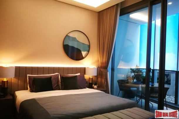 Super Luxury Newly Completed High-Rise Condo in the Best Location at Phrom Phong - 1 Bed Units - 4% Guaranteed Yield for 2 years and Fully Furnished!-15