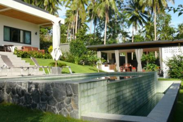 KOH SAMUI VILLA FOR SALE WITH FANTASTIC OUTDOOR SPACE  S1168-2
