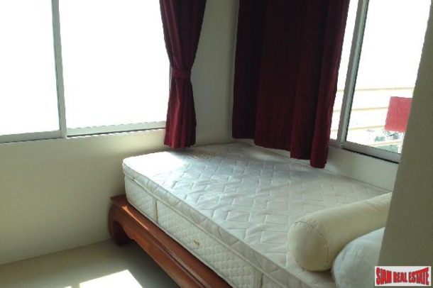 Large beautiful 2 bedroom corner unit with sea view near beach for rent - Jomtien-15