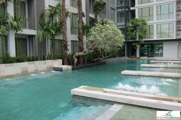Quattro by Sansiri | Great City Views from this Two Bedroom, Two Bath Condo for Rent in Thong Lo-11