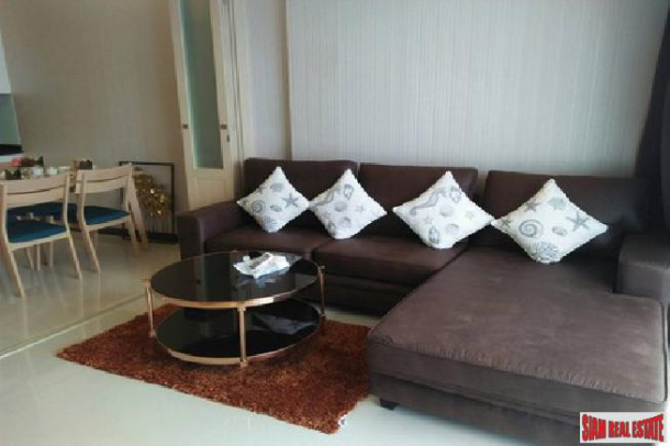 Stunning 1 bedroom condo beachfront with sea view for sale - Na jomtien-8