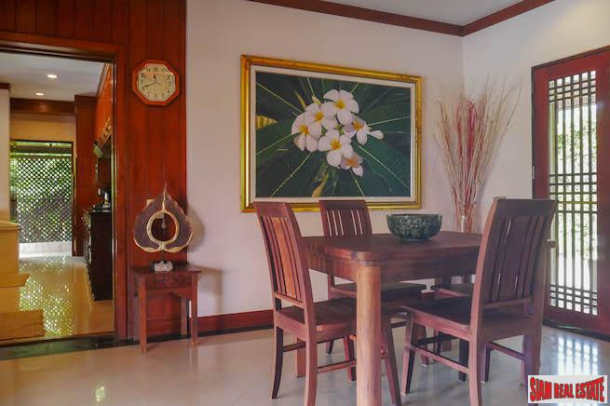 Large beautiful 3 bedroom condo in a quiet area for rent - Na jomtien-16